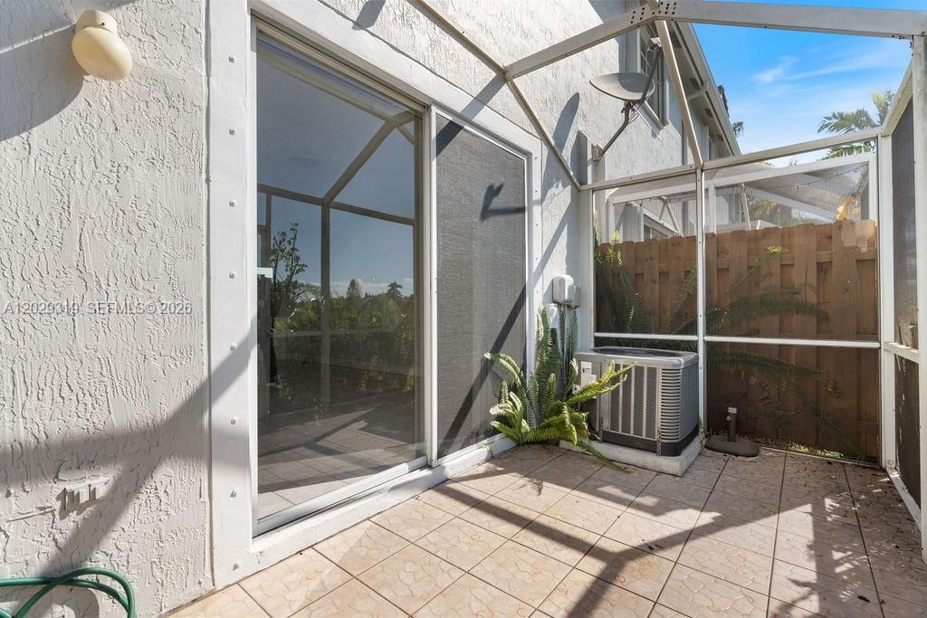 3796 San Simeon Cir , Weston, FL 33331 Photo