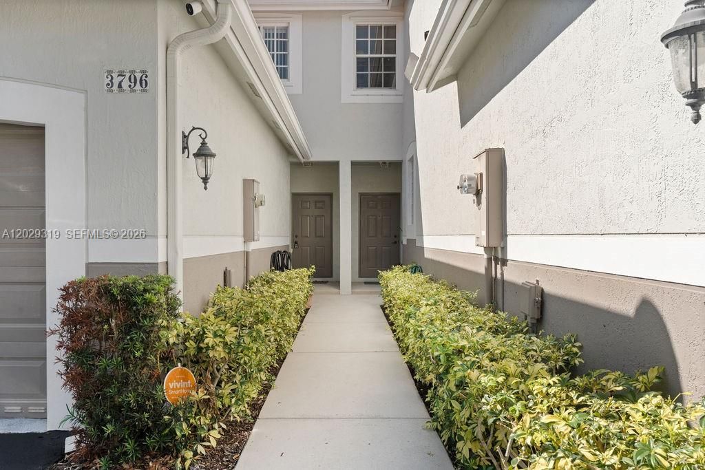 3796 San Simeon Cir , Weston, FL 33331 Photo