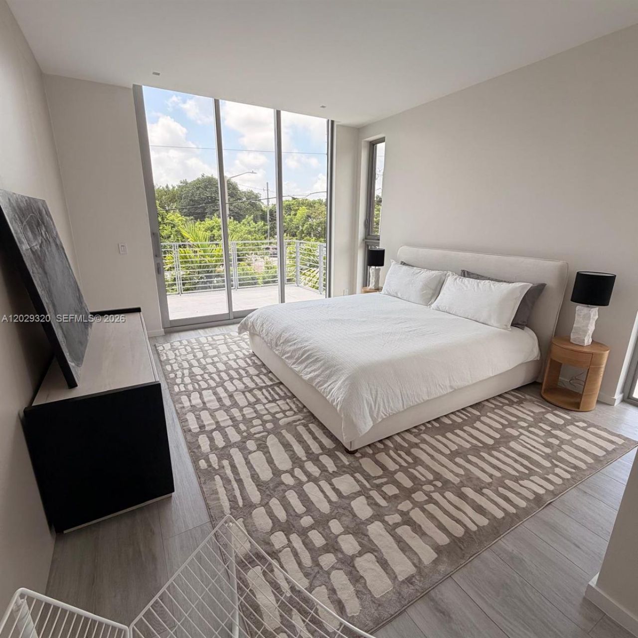 2100 S Miami Ave, Miami, FL 33129 Photo