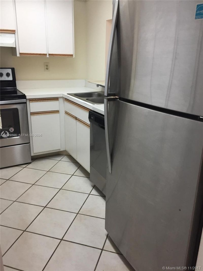 540 Brickell Key Dr, Unit 1122, Miami, FL 33131 Photo