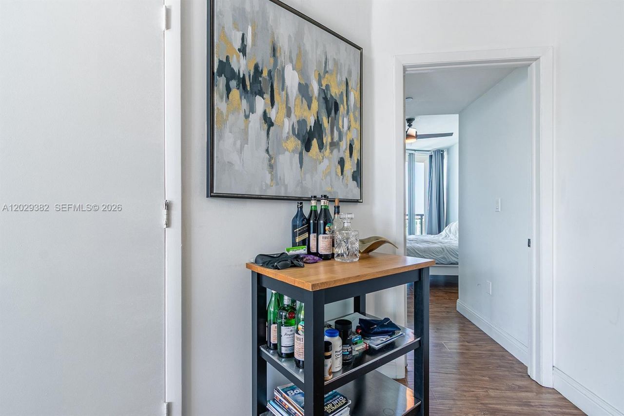 350 S Miami Ave , Unit 3914, Miami, FL 33130 Photo