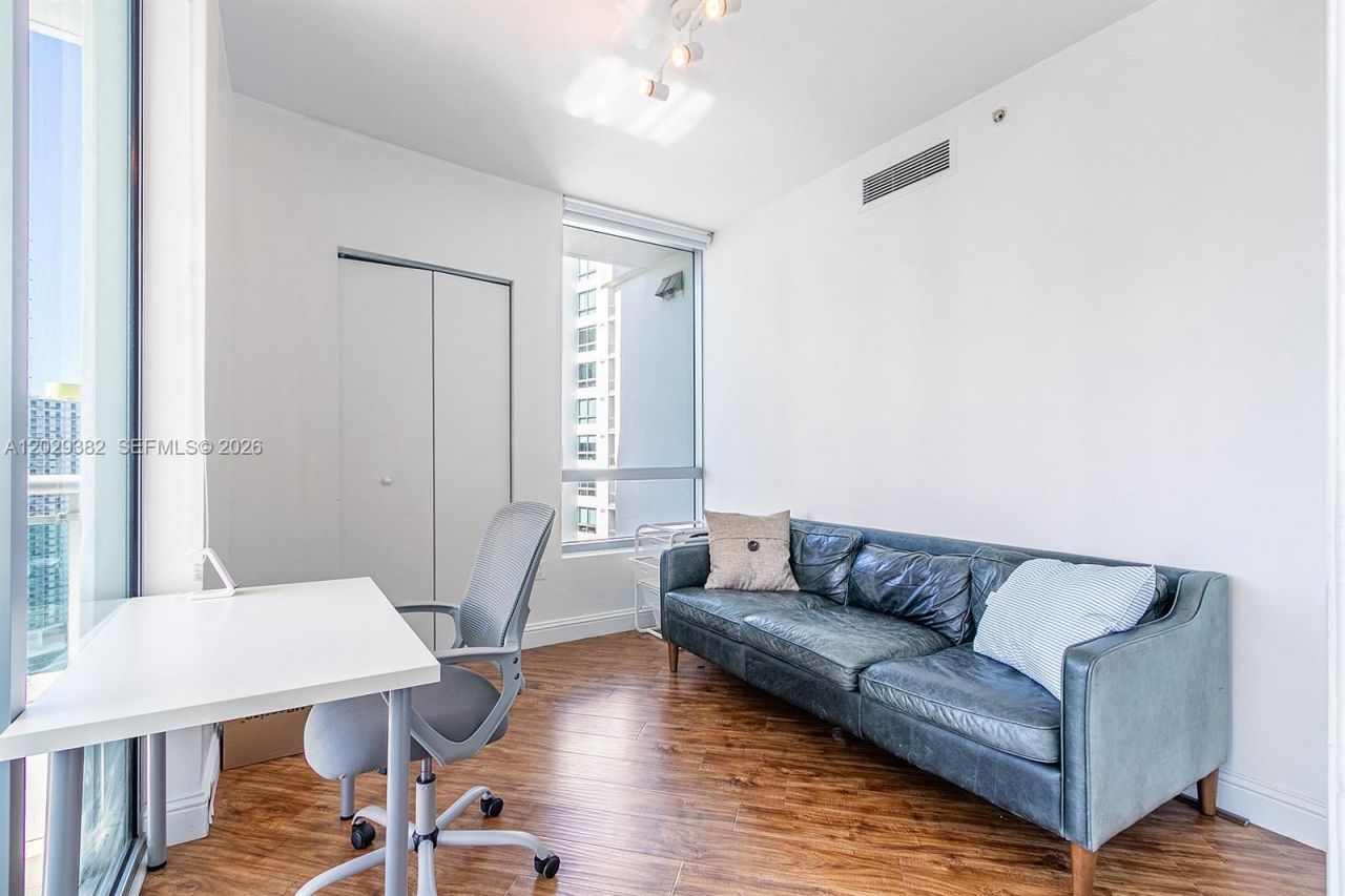 350 S Miami Ave , Unit 3914, Miami, FL 33130 Photo