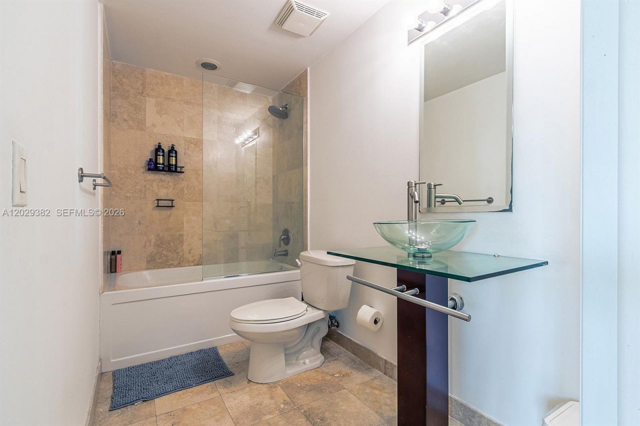 350 S Miami Ave , Unit 3914, Miami, FL 33130 Photo