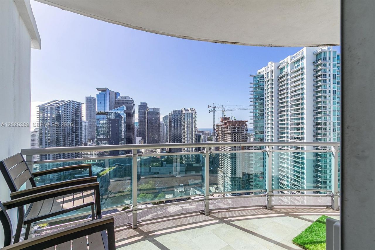 350 S Miami Ave , Unit 3914, Miami, FL 33130 Photo