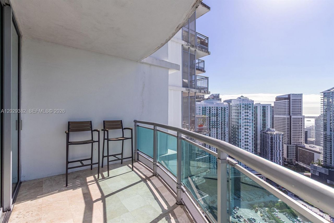 350 S Miami Ave , Unit 3914, Miami, FL 33130 Photo
