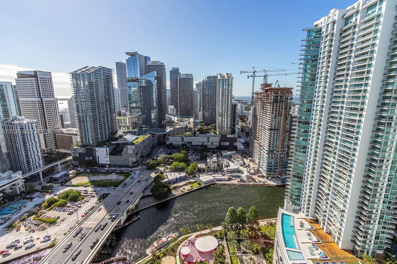 350 S Miami Ave , Unit 3914, Miami, FL 33130 Photo