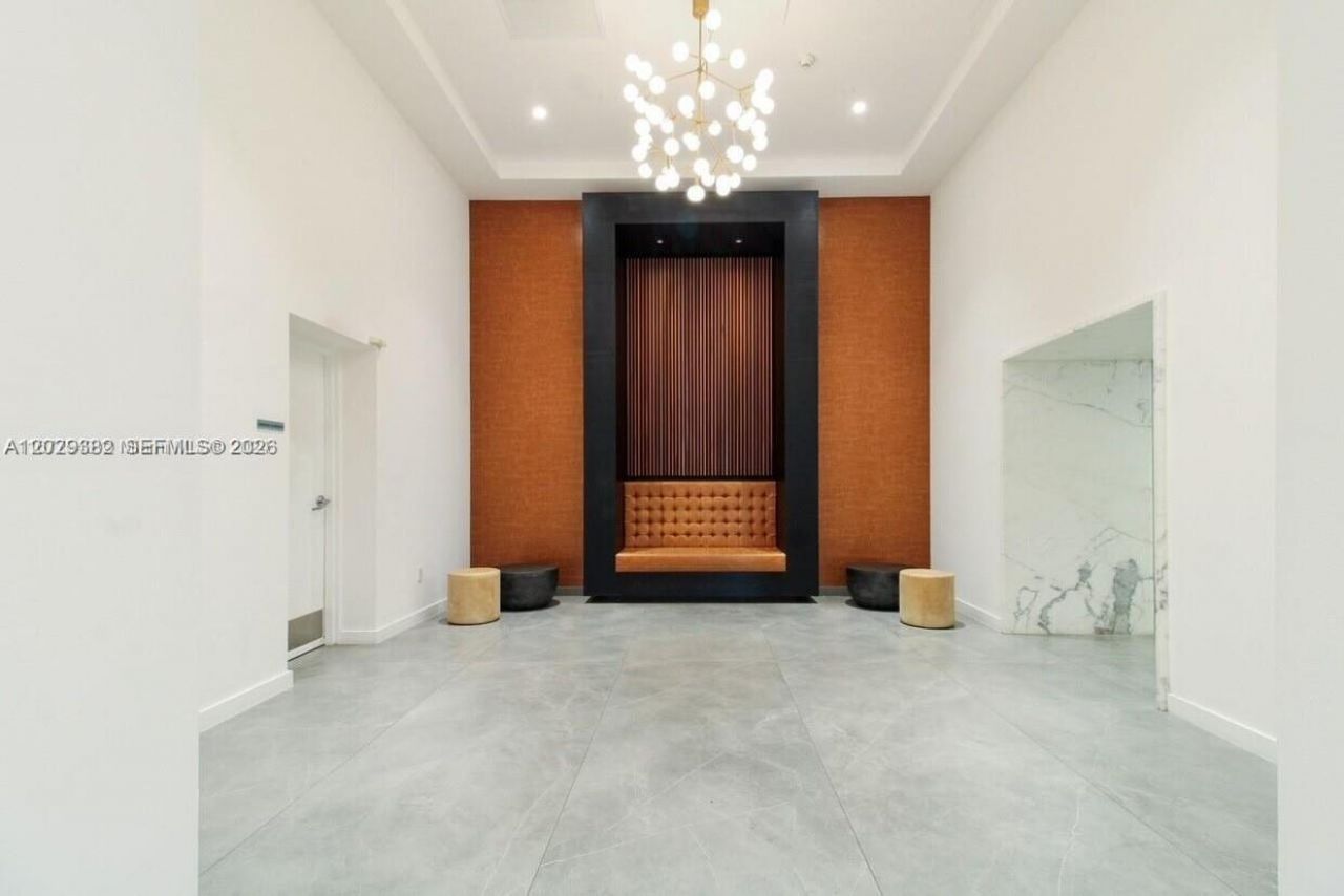 350 S Miami Ave , Unit 3914, Miami, FL 33130 Photo