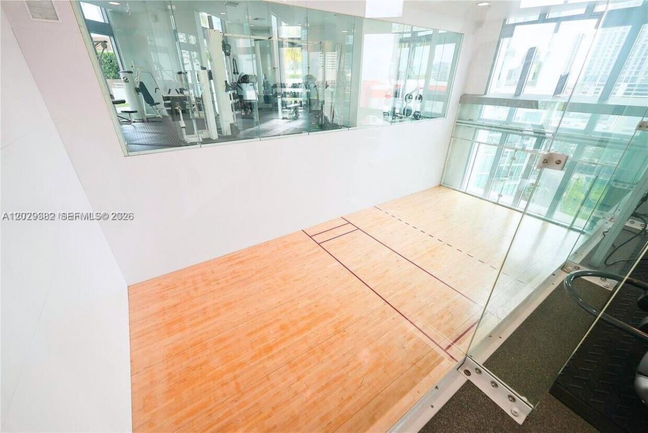 350 S Miami Ave , Unit 3914, Miami, FL 33130 Photo