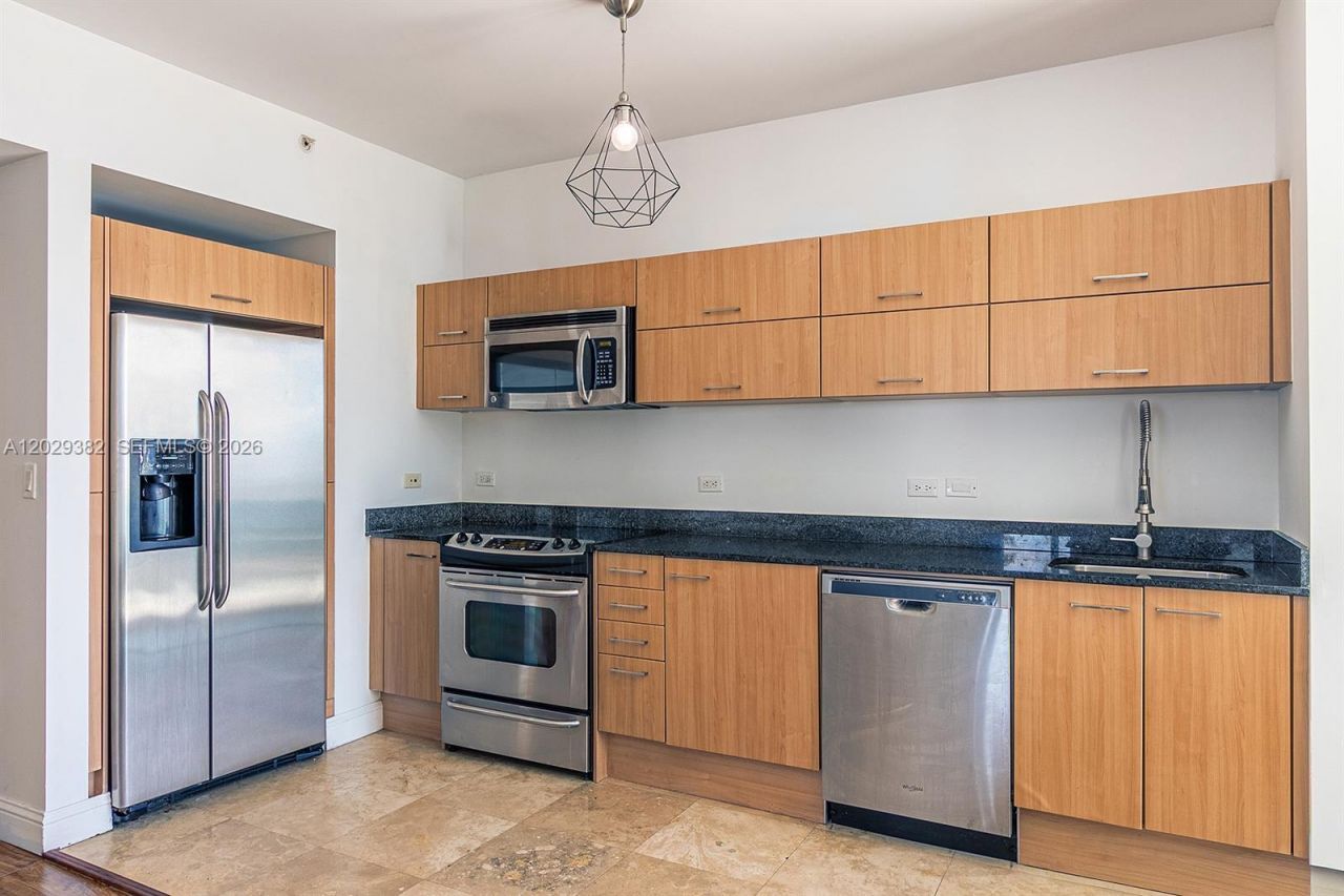 350 S Miami Ave , Unit 3914, Miami, FL 33130 Photo