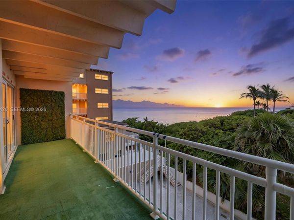 4500 S Ocean Blvd , Unit 405, Lantana, FL 33480