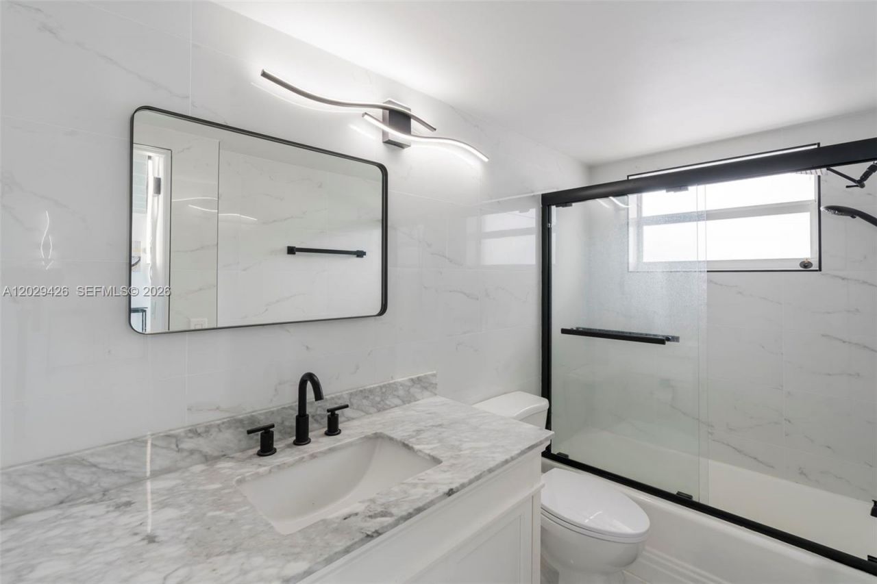 4500 S Ocean Blvd , Unit 405, Lantana, FL 33480 Photo