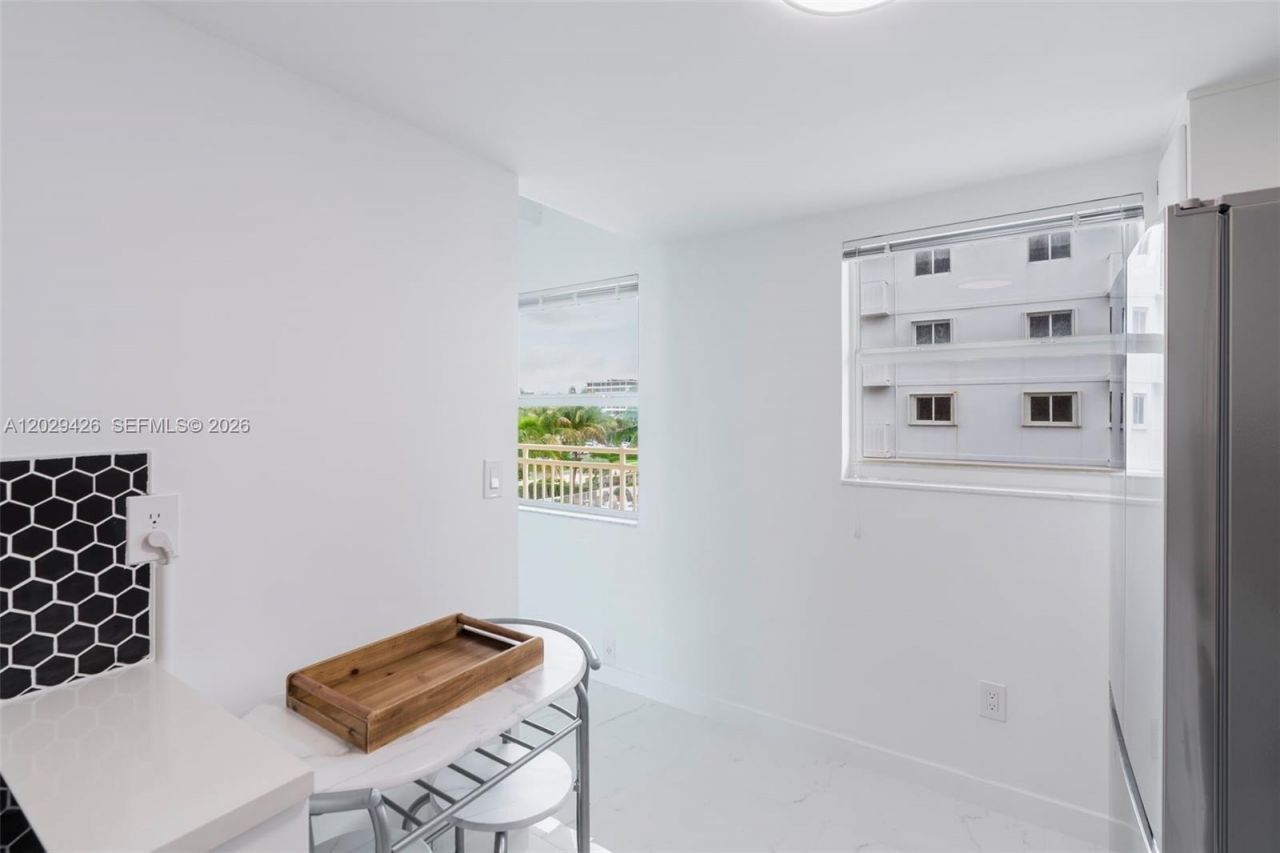 4500 S Ocean Blvd , Unit 405, Lantana, FL 33480 Photo