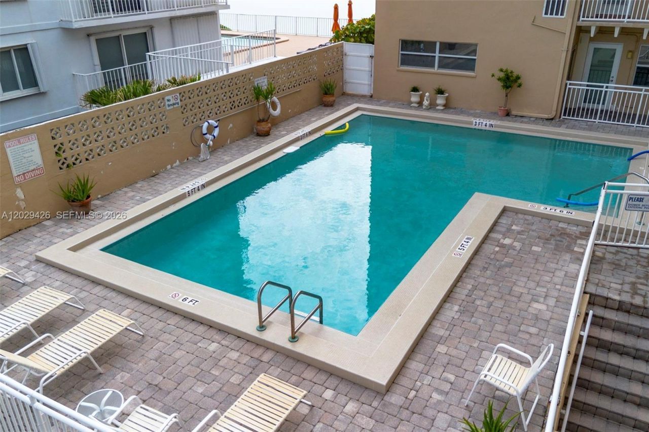 4500 S Ocean Blvd , Unit 405, Lantana, FL 33480 Photo