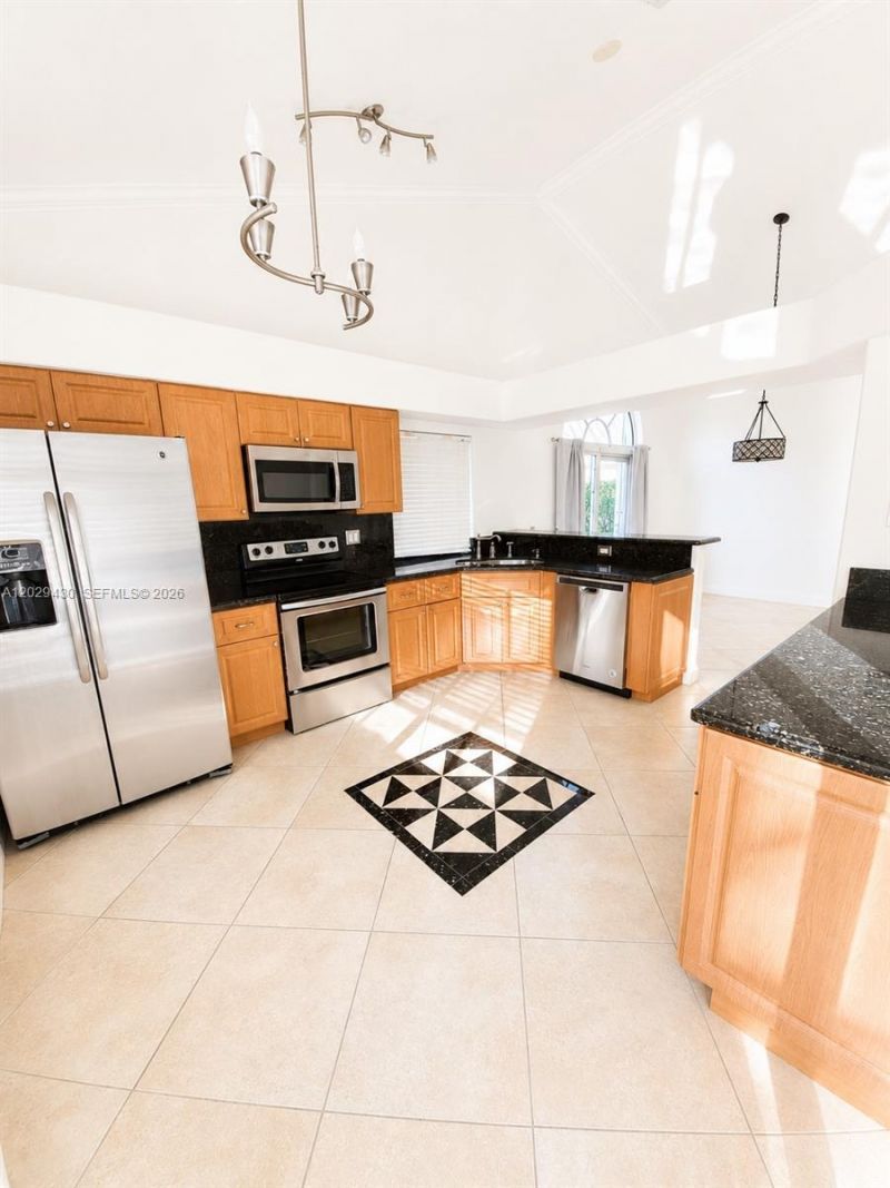 569 Spinnaker , Weston, FL 33326 Photo