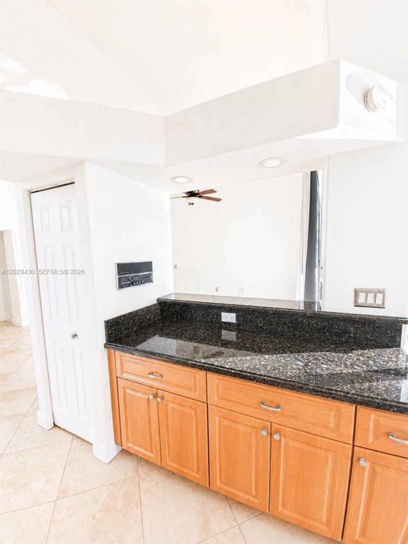 569 Spinnaker , Weston, FL 33326 Photo