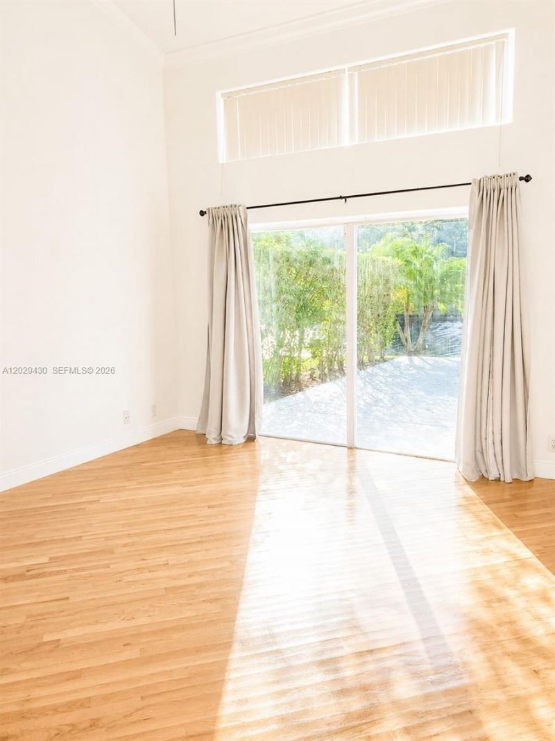 569 Spinnaker , Weston, FL 33326 Photo