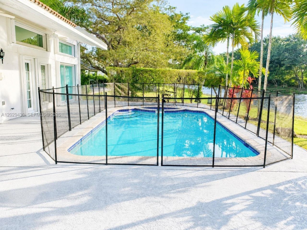 569 Spinnaker , Weston, FL 33326 Photo