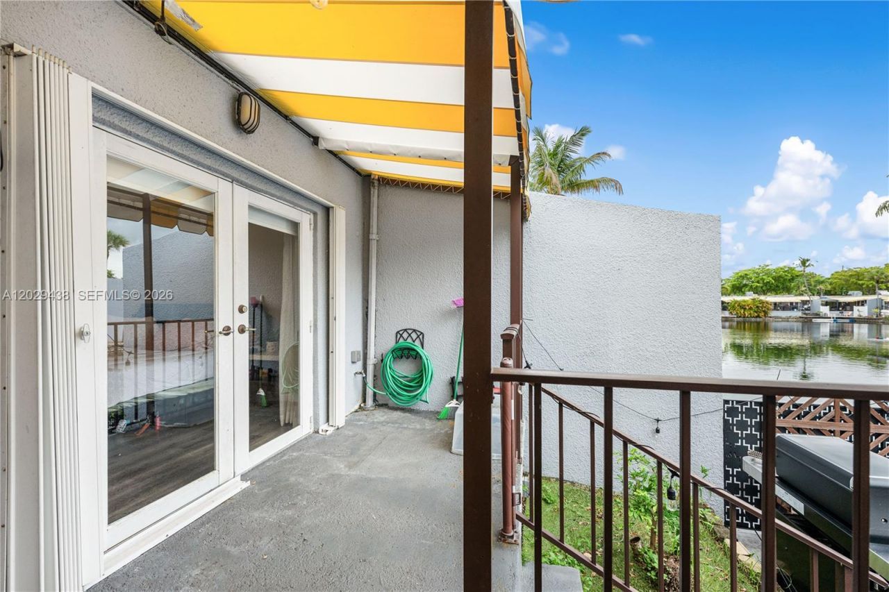 16424 Briar Patch Pl , Unit 16424, Miami Lakes, FL 33014 Photo