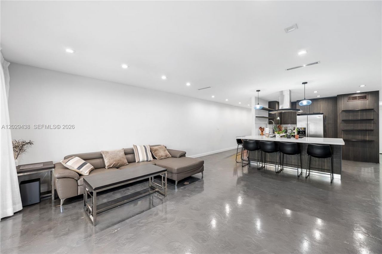 16424 Briar Patch Pl , Unit 16424, Miami Lakes, FL 33014 Photo