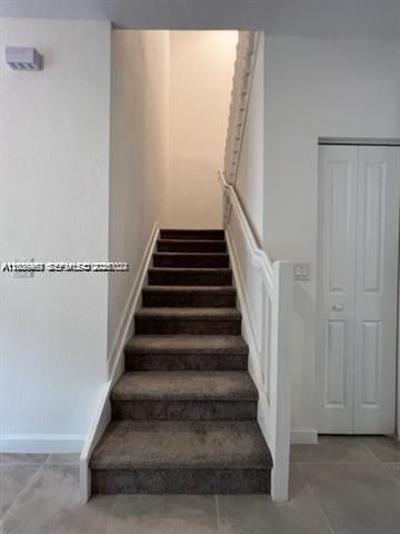 327 NE 208th Ter , Miami, FL 33179 Photo