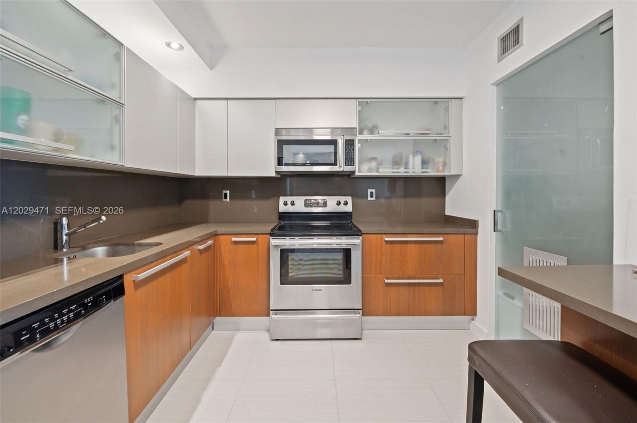 9455 Collins Ave, Unit 1208, Surfside, FL 33154 Photo