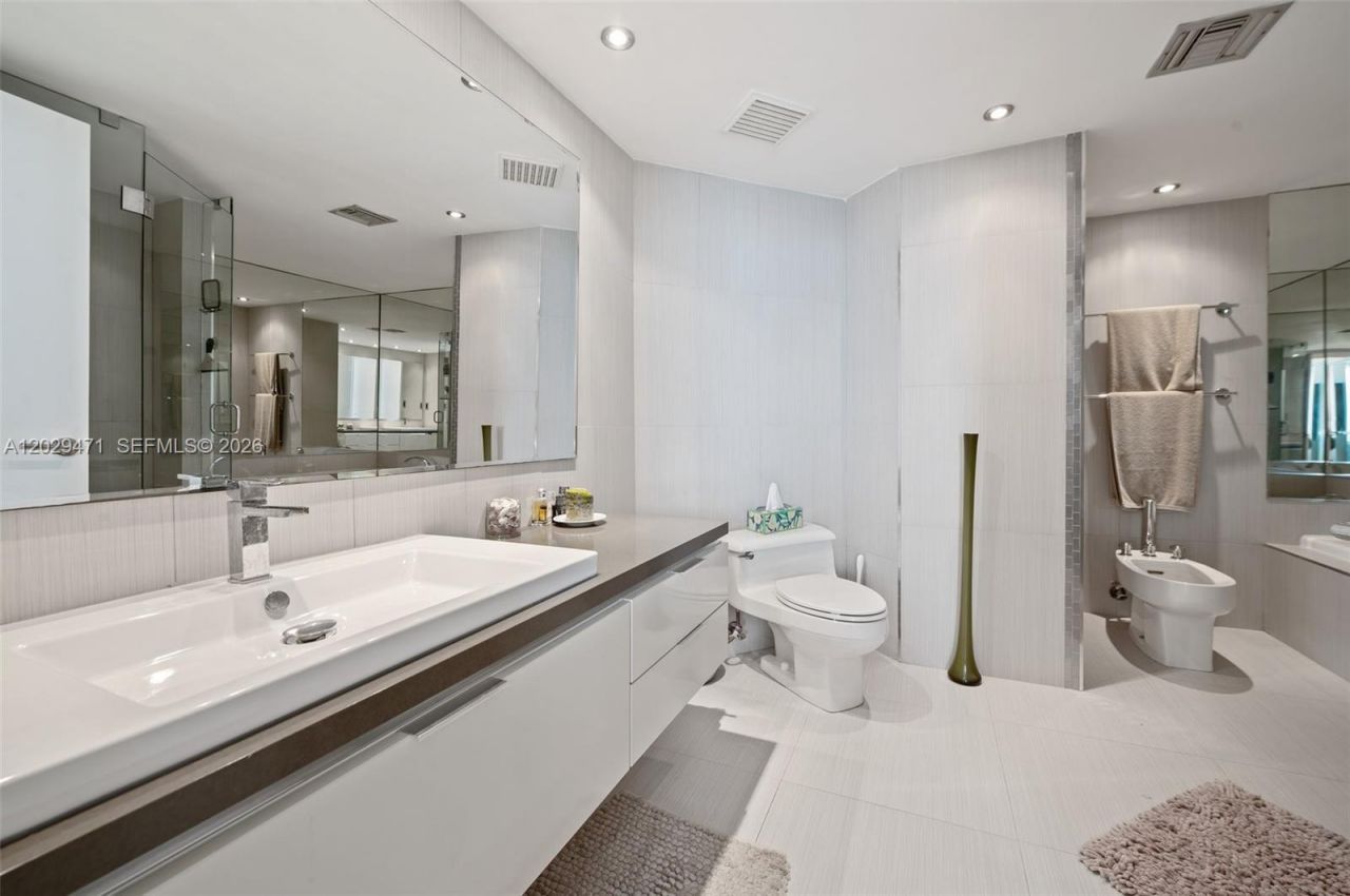 9455 Collins Ave, Unit 1208, Surfside, FL 33154 Photo
