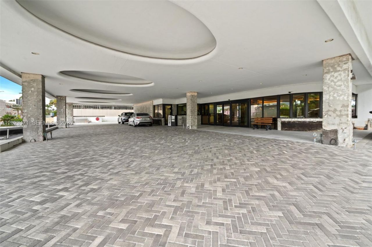 9455 Collins Ave, Unit 1208, Surfside, FL 33154 Photo