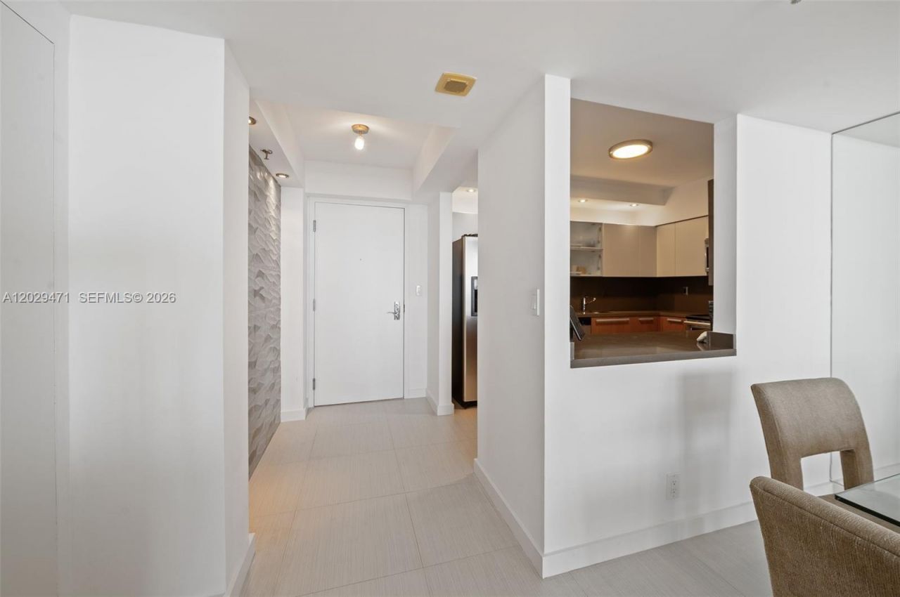 9455 Collins Ave, Unit 1208, Surfside, FL 33154 Photo