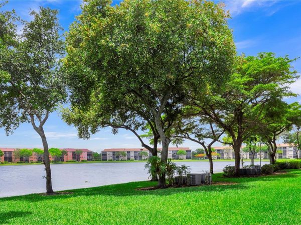 750 SW 138th Ave, Unit 202F, Pembroke Pines, FL 33027