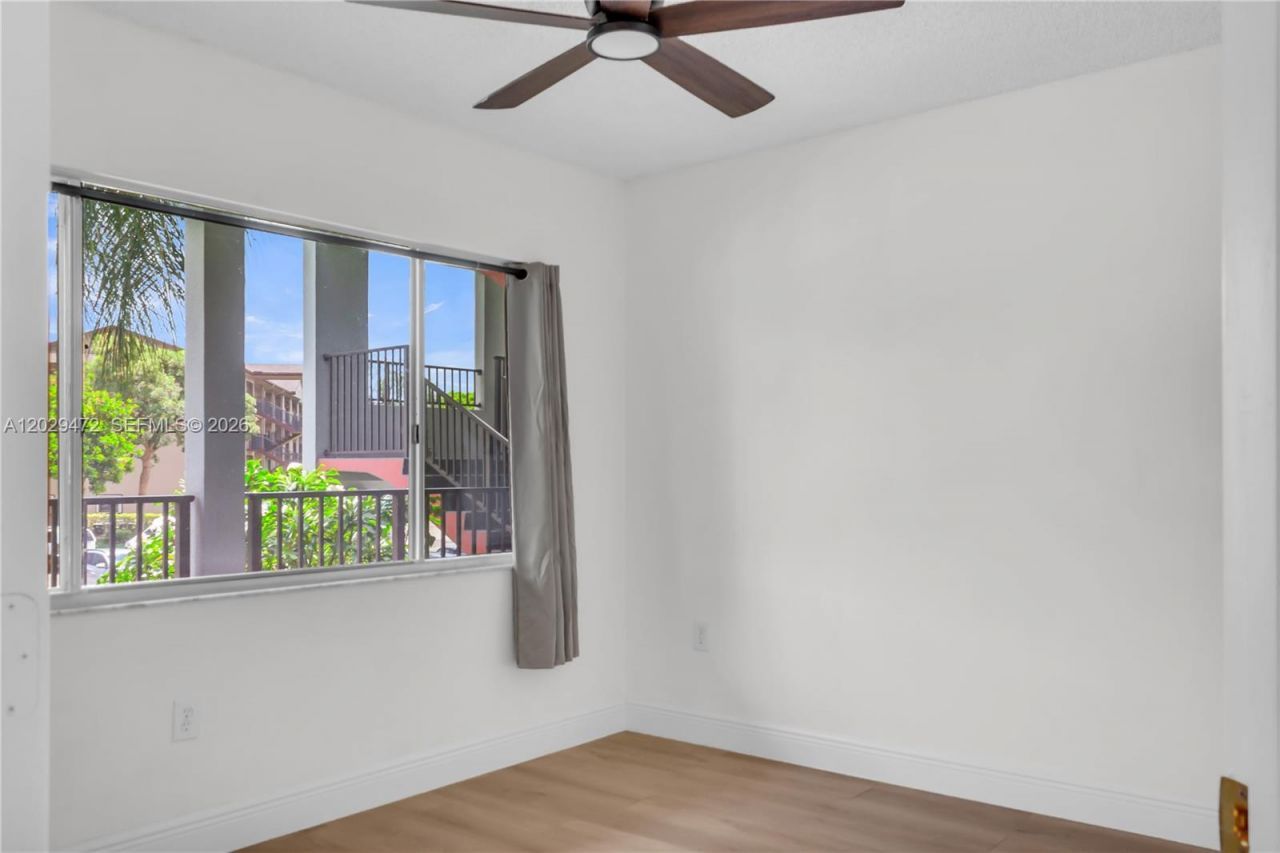 750 SW 138th Ave, Unit 202F, Pembroke Pines, FL 33027 Photo