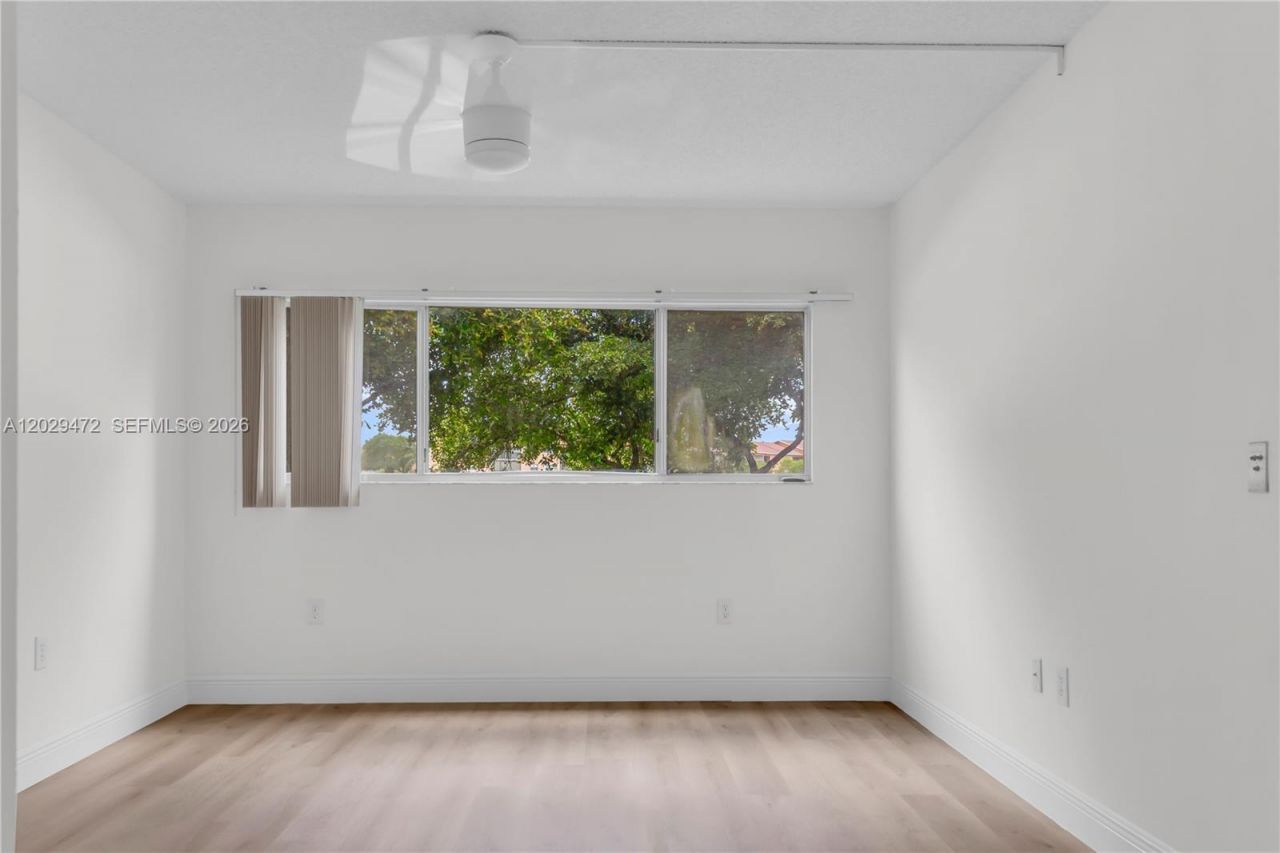 750 SW 138th Ave, Unit 202F, Pembroke Pines, FL 33027 Photo