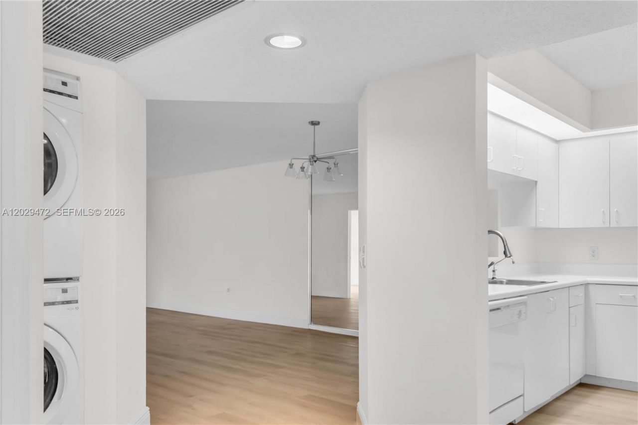 750 SW 138th Ave, Unit 202F, Pembroke Pines, FL 33027 Photo