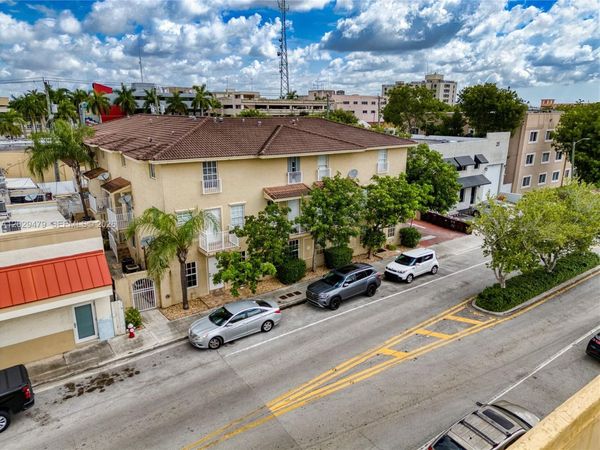 9 E 4th St, Unit 101, Hialeah, FL 33010