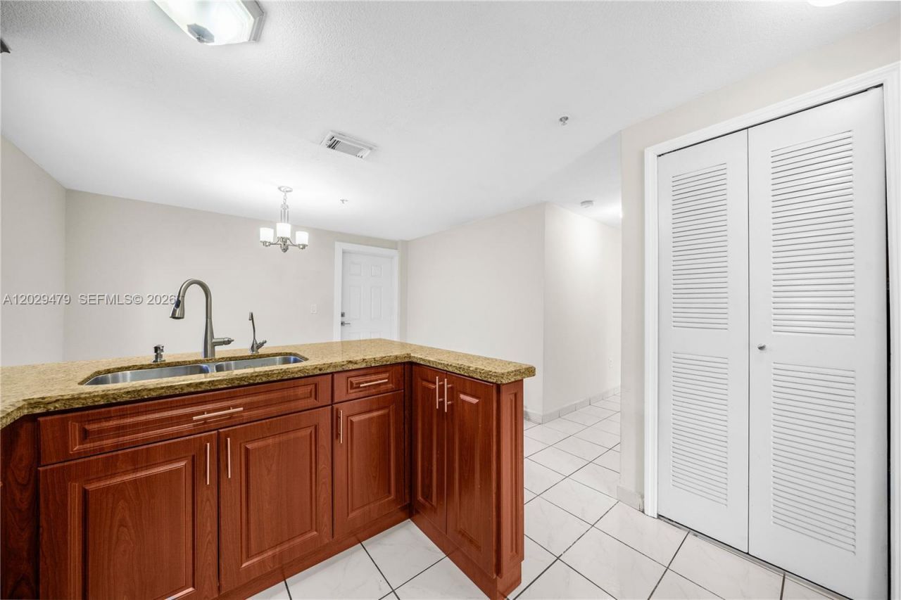 9 E 4th St, Unit 101, Hialeah, FL 33010 Photo