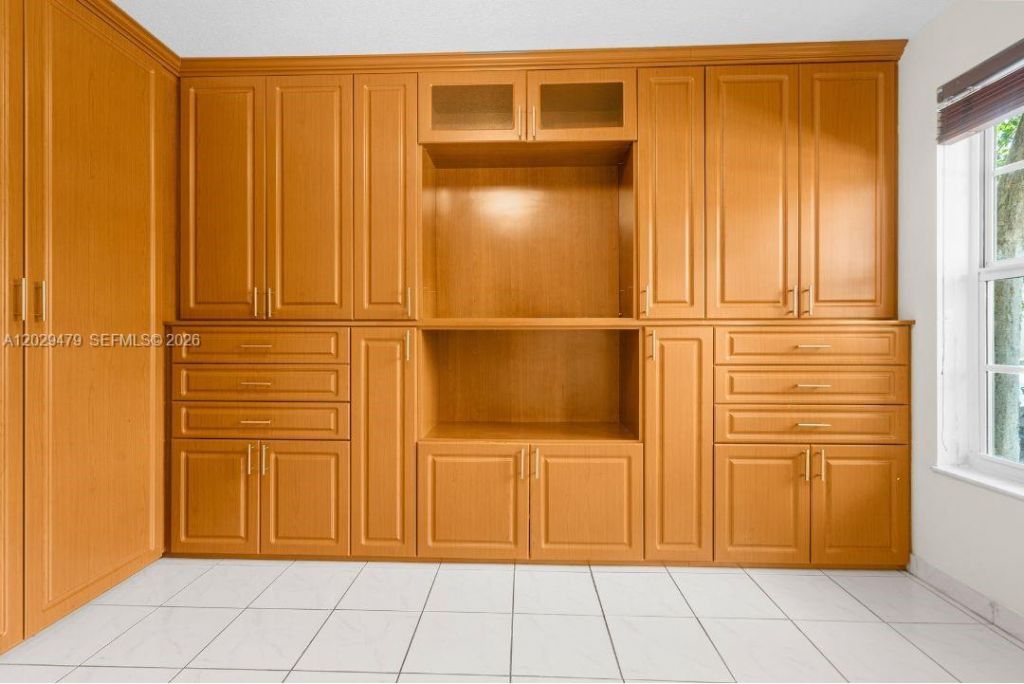 9 E 4th St, Unit 101, Hialeah, FL 33010 Photo