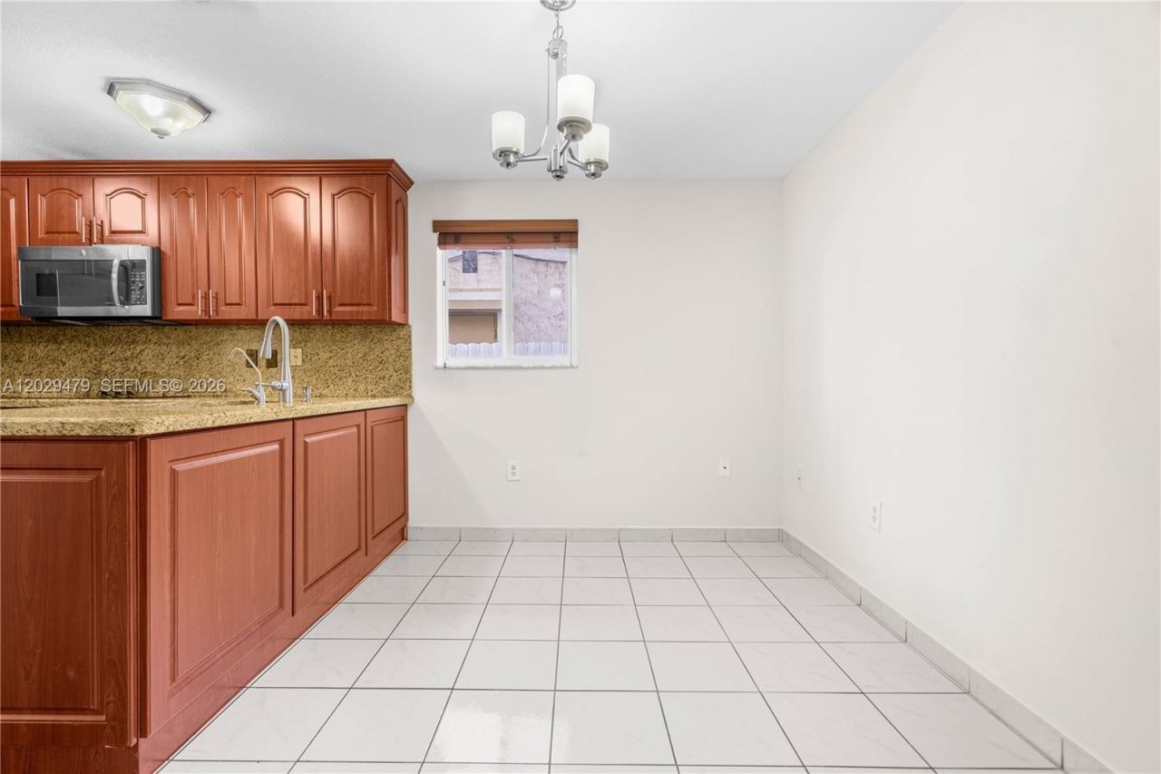 9 E 4th St, Unit 101, Hialeah, FL 33010 Photo