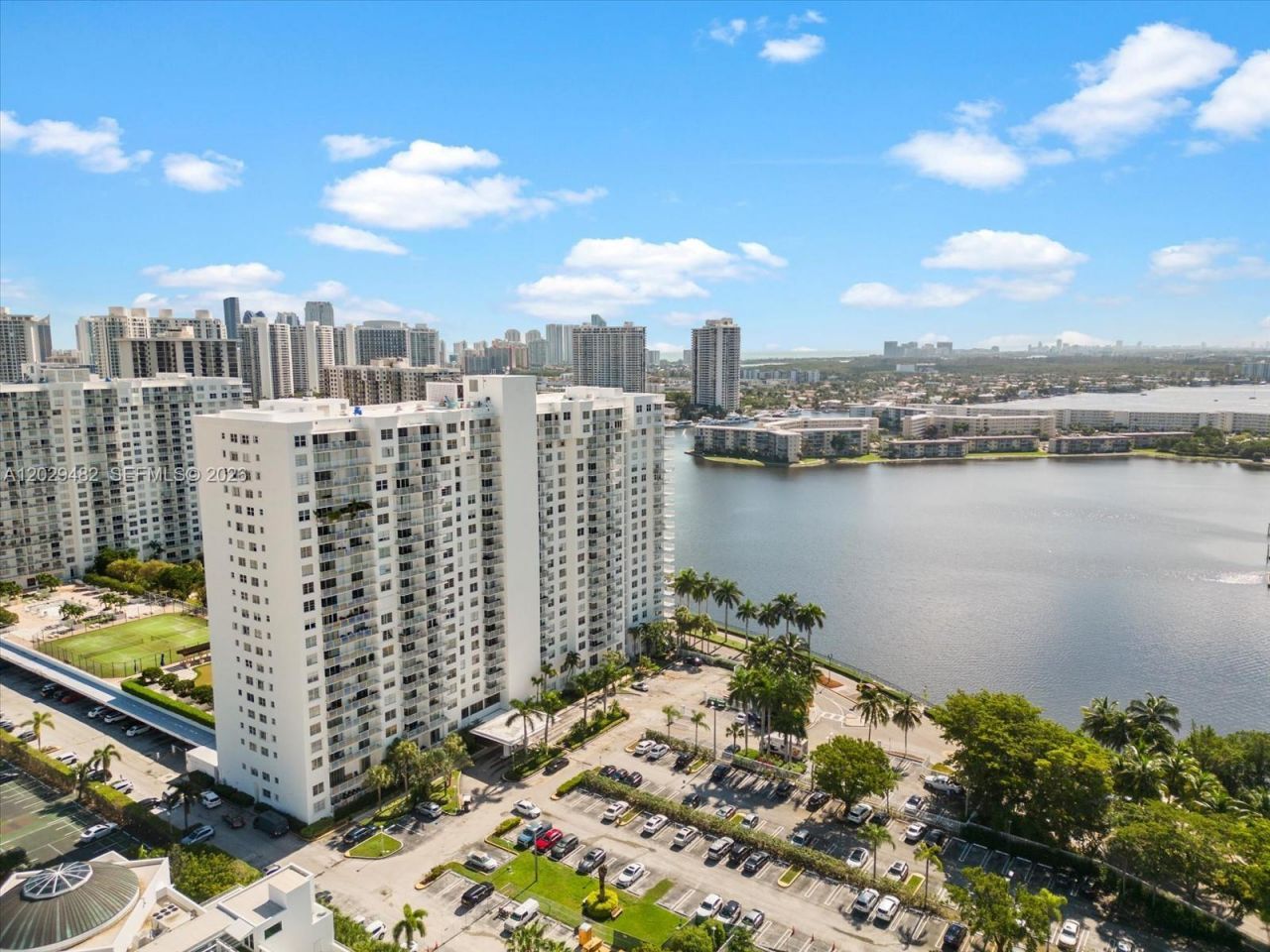 2801 NE 183rd St, Unit 1805W, Aventura, FL 33160 Photo