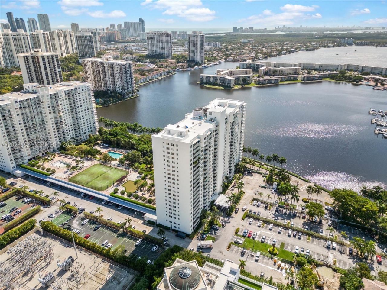 2801 NE 183rd St, Unit 1805W, Aventura, FL 33160 Photo