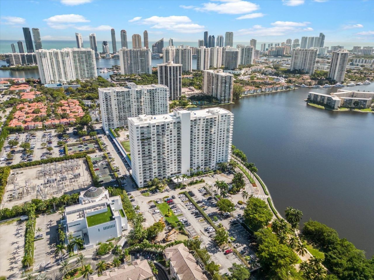 2801 NE 183rd St, Unit 1805W, Aventura, FL 33160 Photo