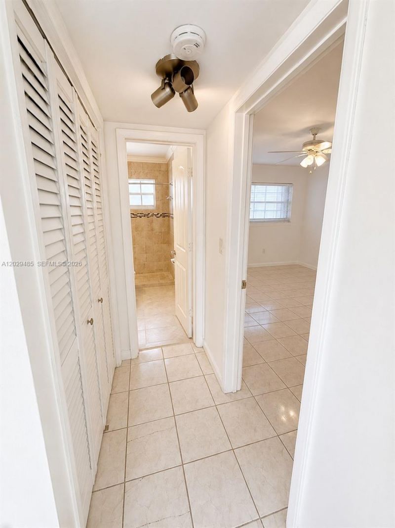 Please Call For Address, Unit 4, Miami Beach, FL 33141 Photo