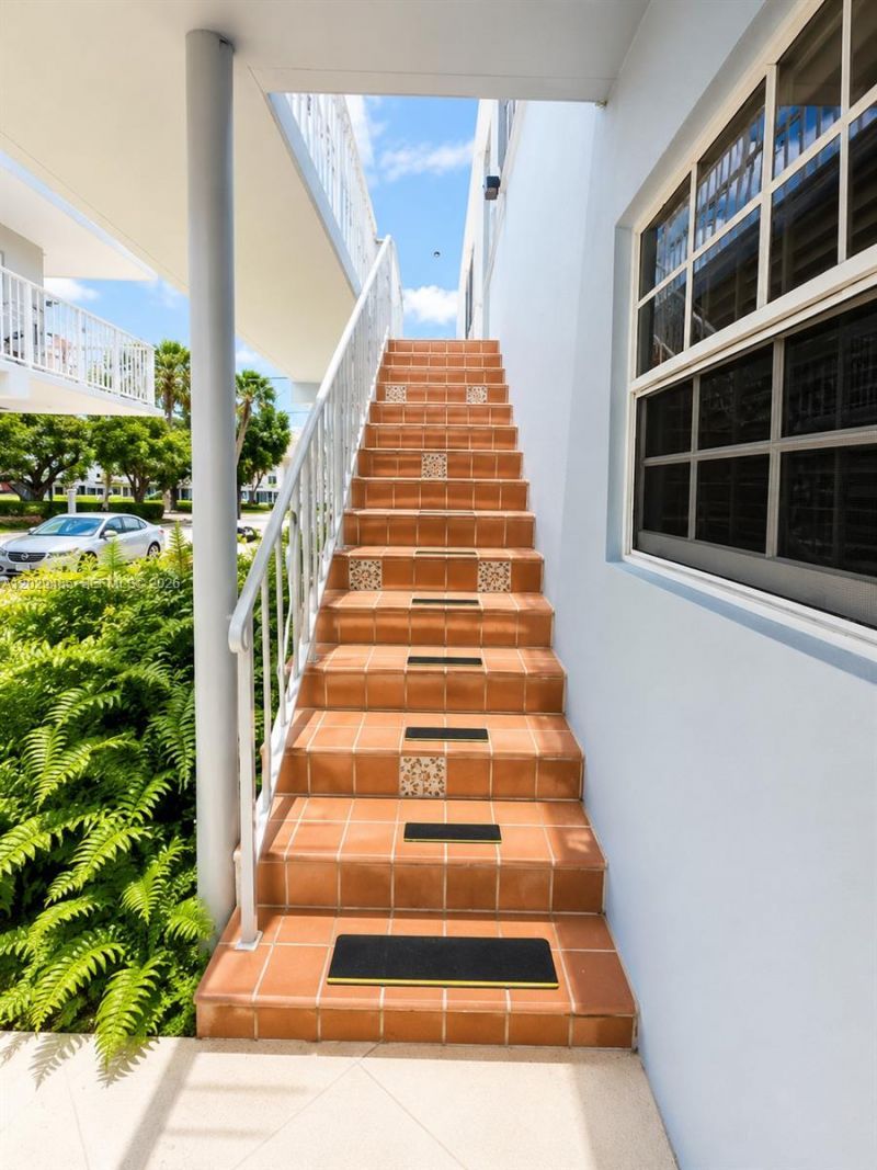 Please Call For Address, Unit 4, Miami Beach, FL 33141 Photo