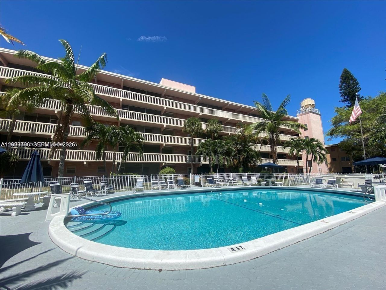 180 NE 12th Ave , Unit 11B, Hallandale Beach, FL 33009 Photo