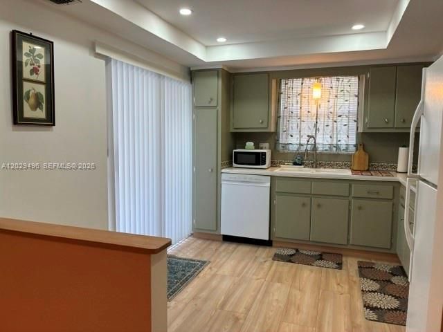 180 NE 12th Ave , Unit 11B, Hallandale Beach, FL 33009 Photo