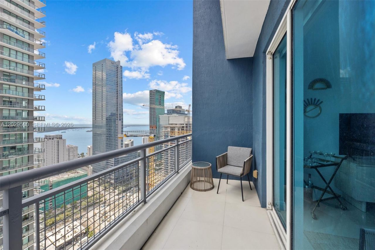 60 SW 13th St , Unit 3414, Miami, FL 33130 Photo