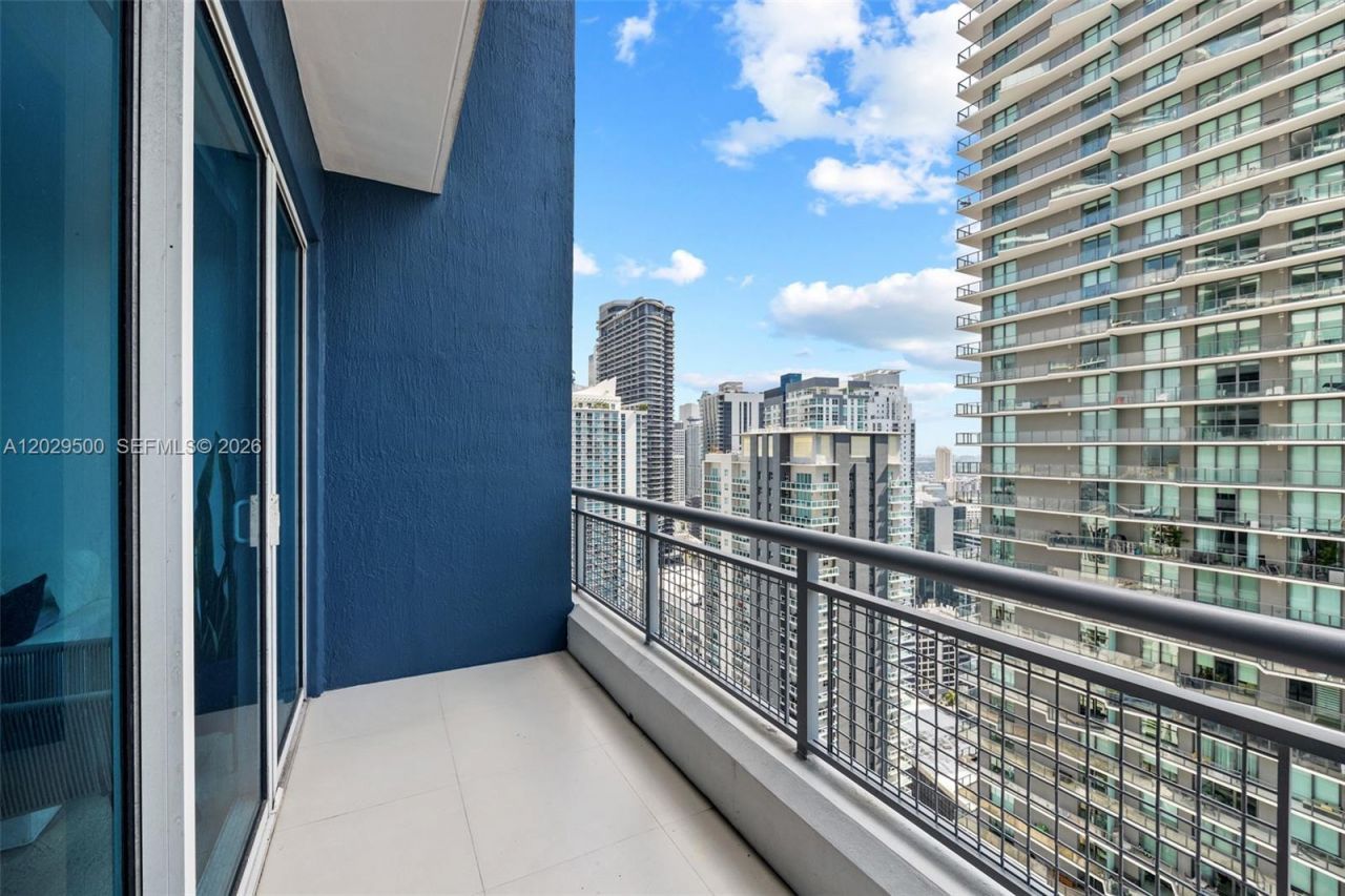 60 SW 13th St , Unit 3414, Miami, FL 33130 Photo
