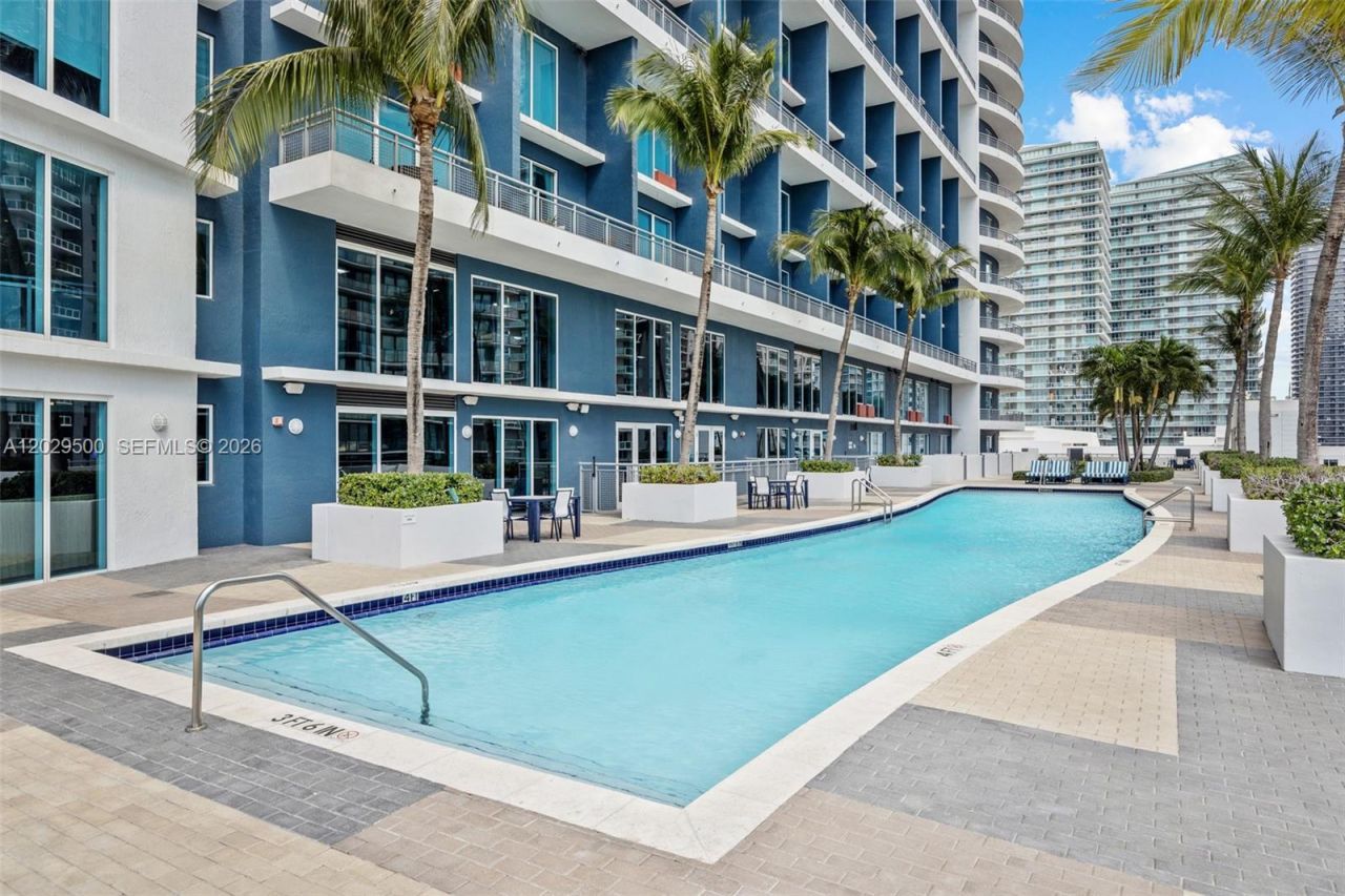 60 SW 13th St , Unit 3414, Miami, FL 33130 Photo