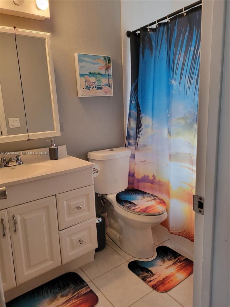 2560 NE 8th Ter , Pompano Beach, FL 33064 Photo