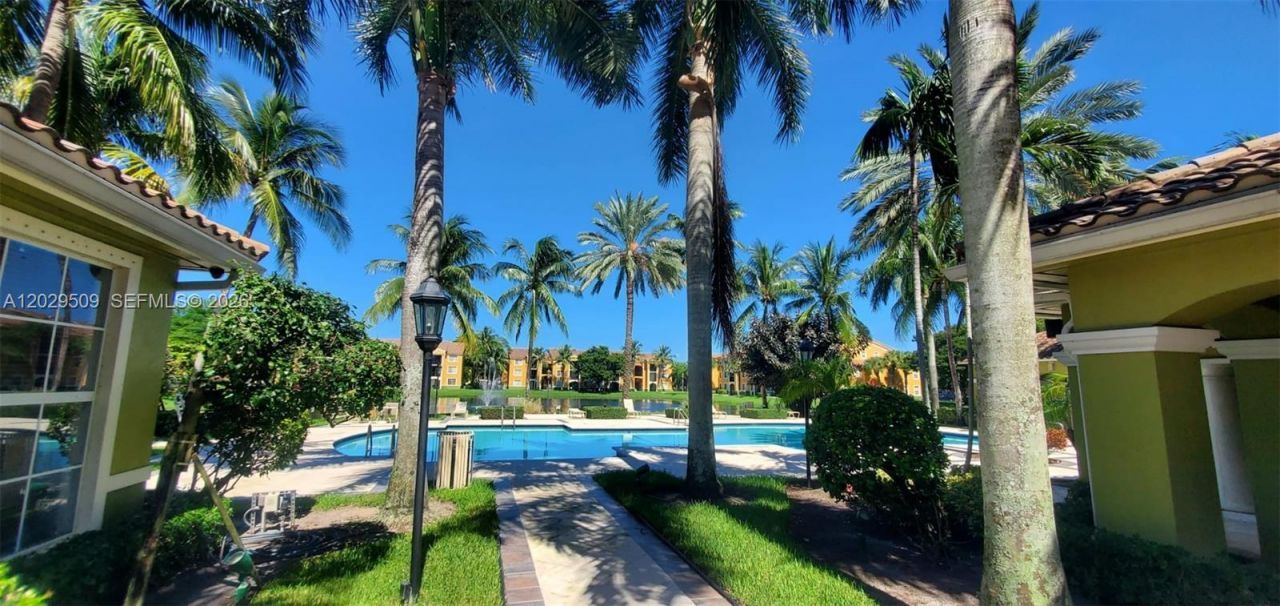 2440 E Preserve Way , Unit 208, Miramar, FL 33025 Photo