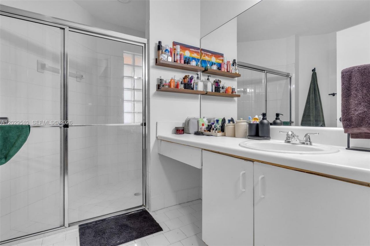 17953 SW 11th St , Pembroke Pines, FL 33029 Photo
