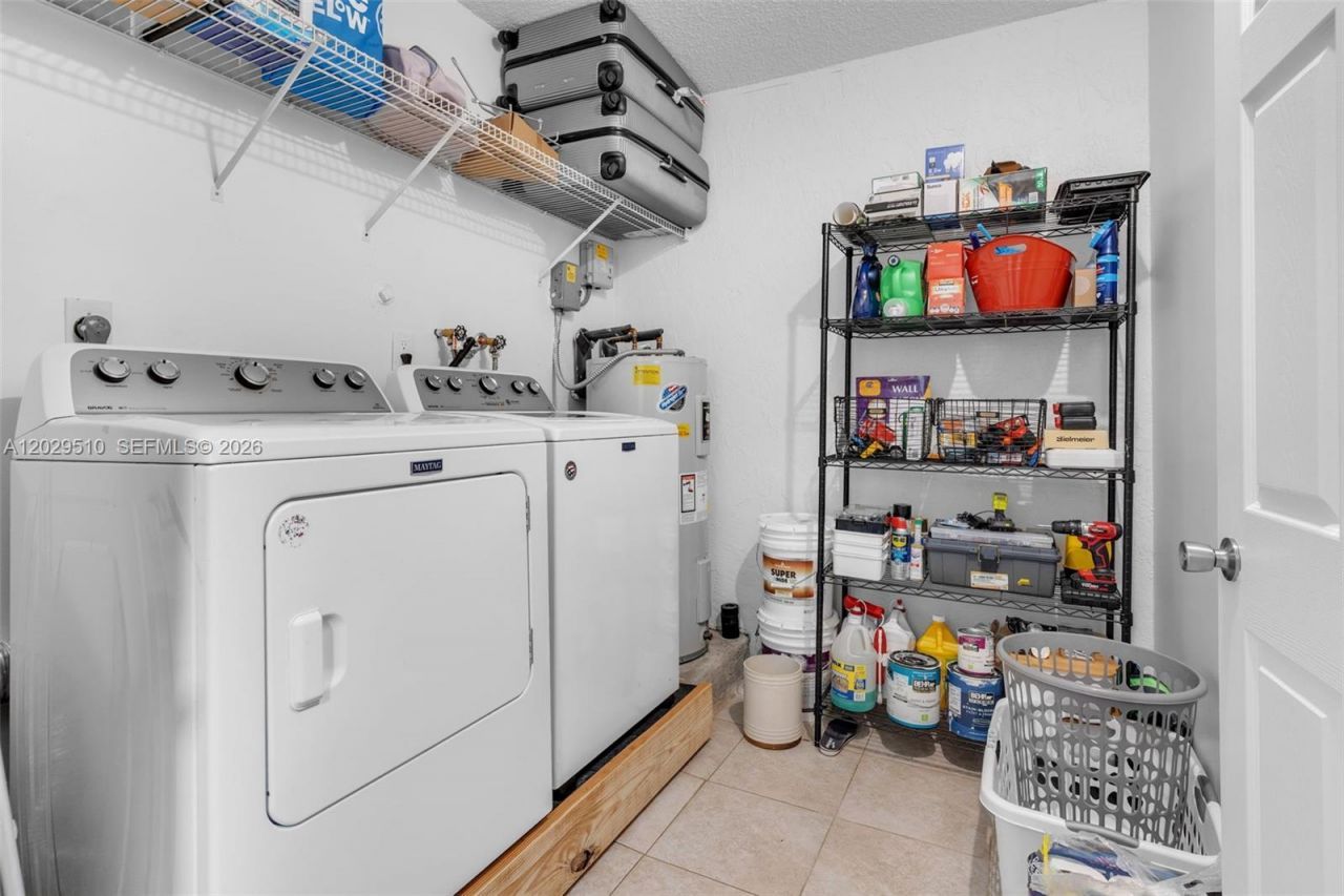 17953 SW 11th St , Pembroke Pines, FL 33029 Photo
